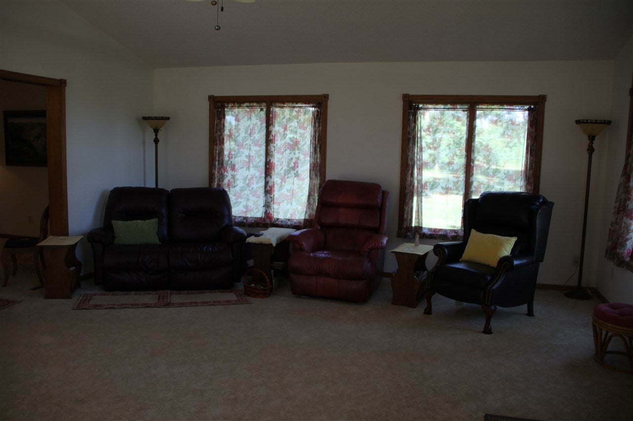 1468 Early Stagecoach Road Manchester, IA 52057 - Photo 7 of 20 Gallery Image 7