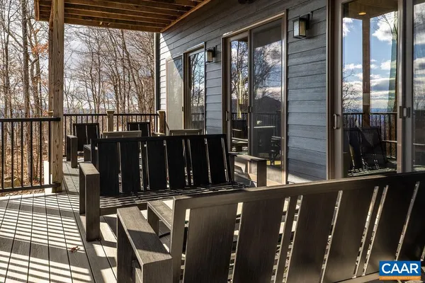 $1,525,000 | 293 White Oak Drive, Roseland, VA 22967