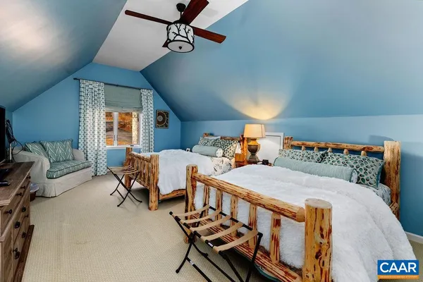 $1,525,000 | 293 White Oak Drive, Roseland, VA 22967
