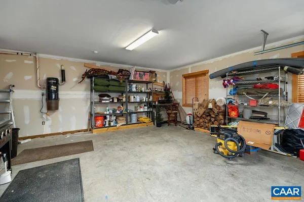 $1,525,000 | 293 White Oak Drive, Roseland, VA 22967