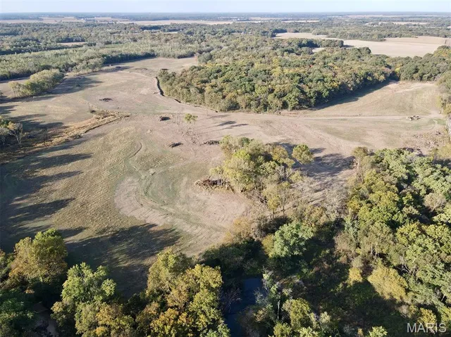 $2,725,000 | 1160 Union Grove Avenue, Greenville, IL 62246