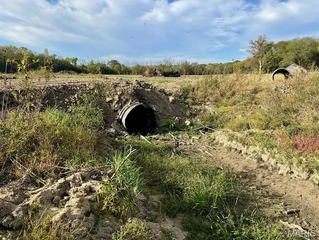 $2,725,000 | 1160 Union Grove Avenue, Greenville, IL 62246