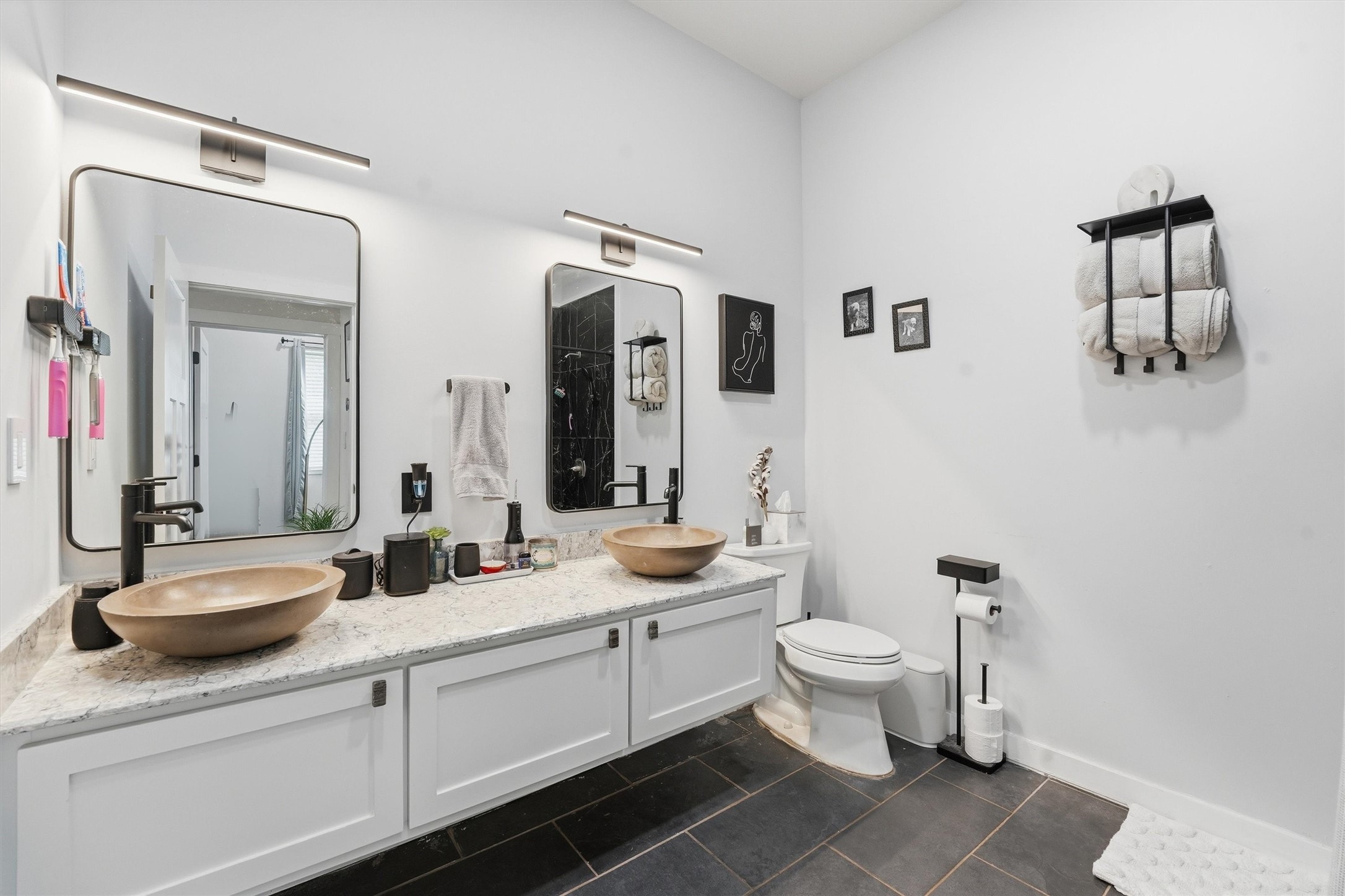 13100 Royal Springs Road Conroe, TX 77303 - Photo 9 of 10 Bathroom