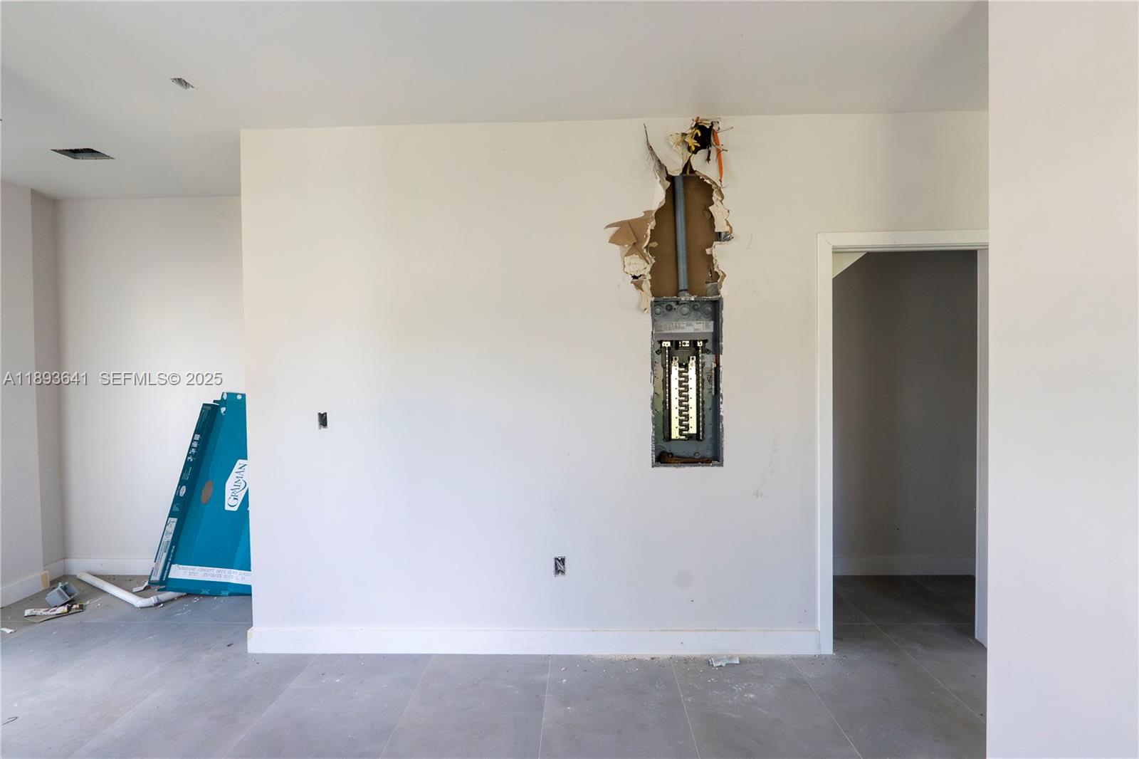 10290 Southwest 174th Terrace Miami, FL 33157 - Photo 7 of 15 a view of entryway