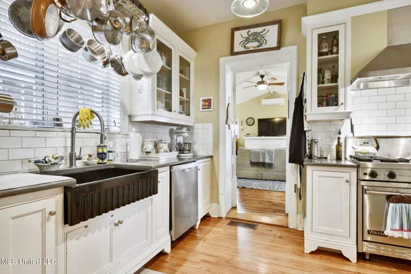 $1,600,000 | 600 North Beach Boulevard, Bay St. Louis, MS 39520