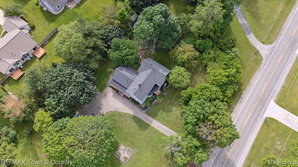6501 East River Road Flushing, MI 48433 - Photo 54 of 63