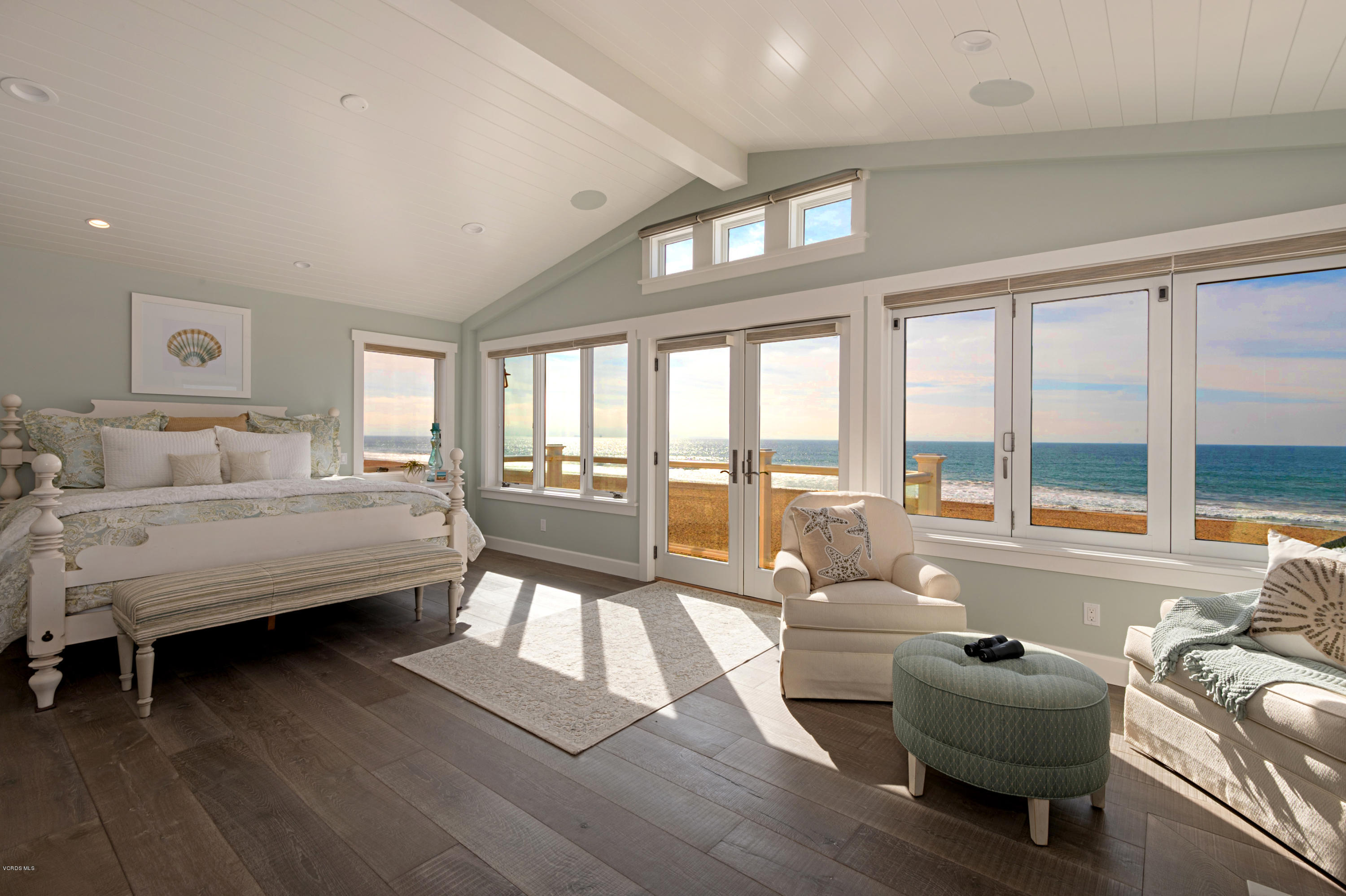935 Mandalay Beach Road Oxnard, CA 93035 - Photo 26 of 67 a living room with furniture and a large window