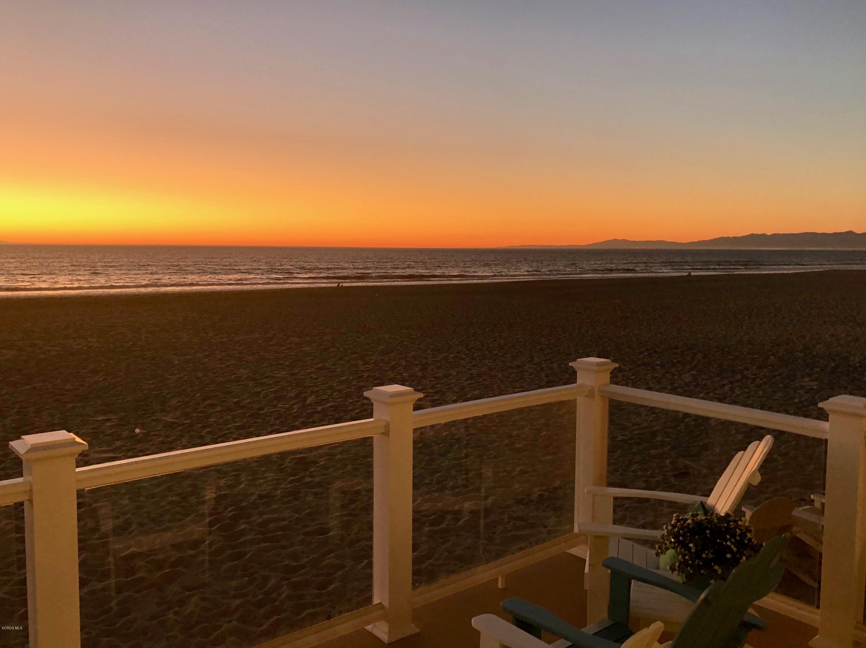 935 Mandalay Beach Road Oxnard, CA 93035 - Photo 64 of 67 a view of roof with wooden floor and fence