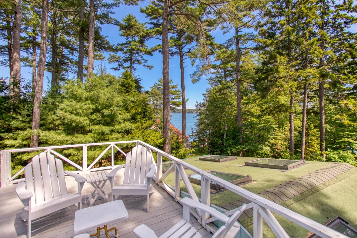 37 Beach Road Boothbay Harbor, ME 04538 - Photo 9 of 52 8.