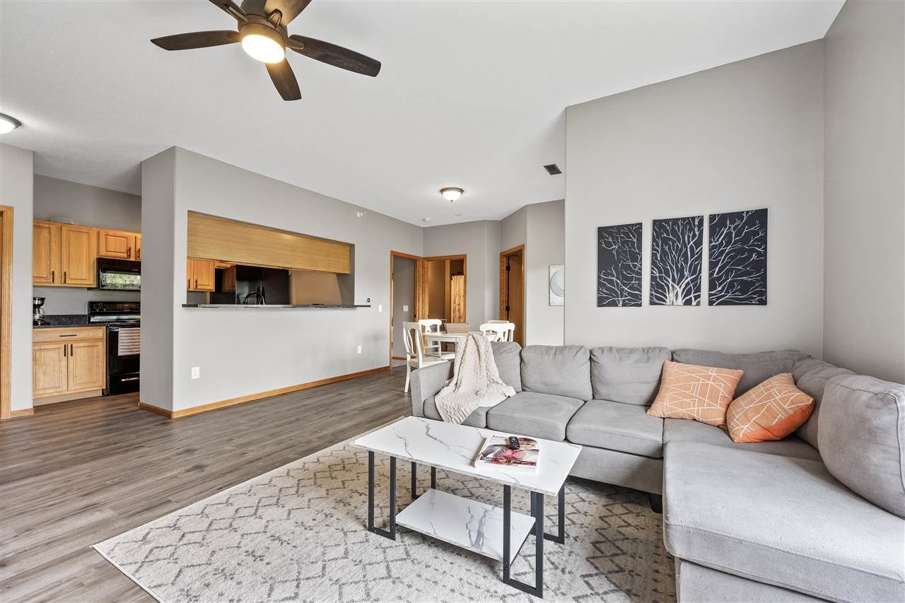 1920 Rockford Road Southwest, Unit 24 Cedar Rapids, IA 52404 - Photo 6 of 22 Gallery Image 6