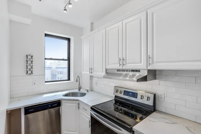 $2,000 | 11 Cuneo Place, Unit 4A, Jersey City, NJ 07307