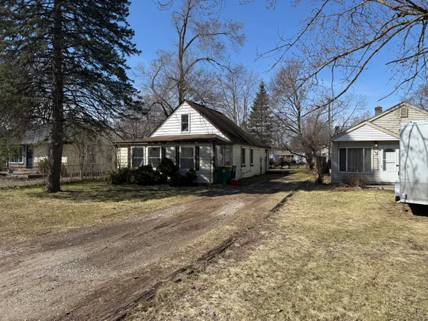 $2,000 | 633 Bagley Avenue, Ypsilanti, MI 48198