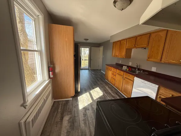 $2,000 | 633 Bagley Avenue, Ypsilanti, MI 48198