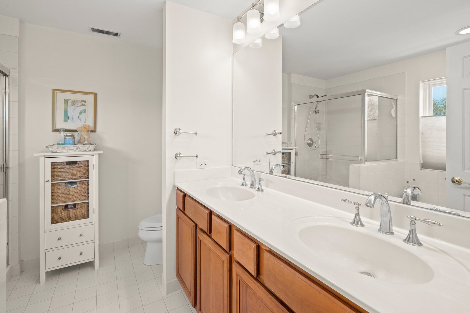 540 South Commons Court Deerfield, IL 60015 - Photo 12 of 17