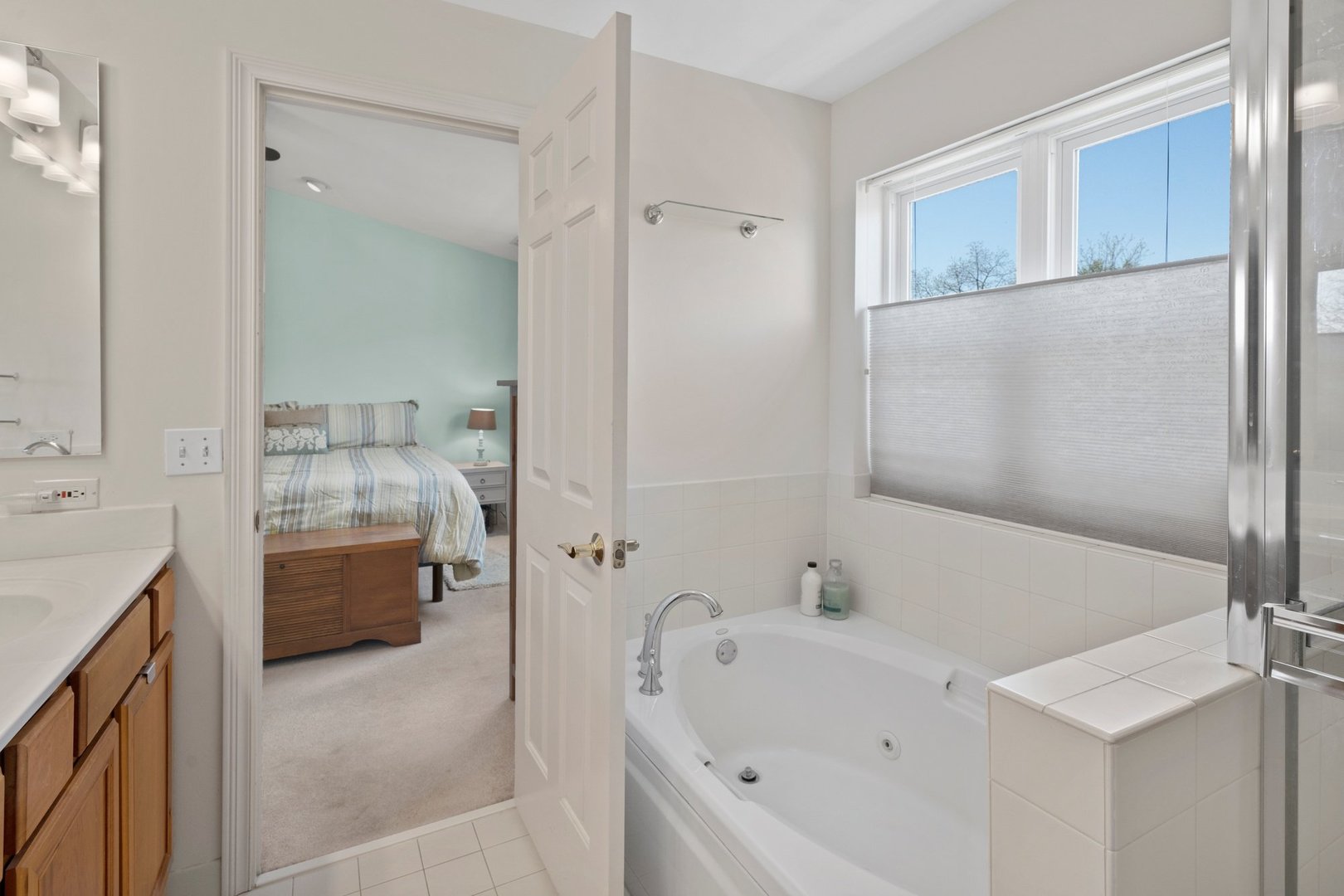 540 South Commons Court Deerfield, IL 60015 - Photo 13 of 17