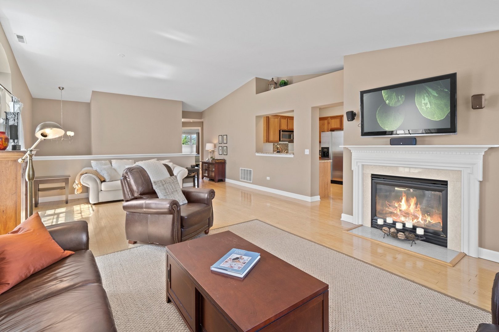 540 South Commons Court Deerfield, IL 60015 - Photo 6 of 17