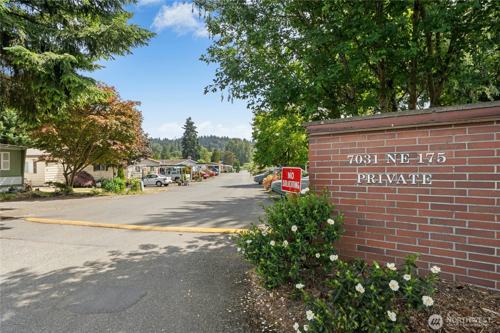 7031 Northeast 175th Street, Unit 5 Kenmore, WA 98028 - Photo 2 of 25