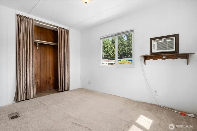 $64,990 | 7031 Northeast 175th Street, Unit 5, Kenmore, WA 98028