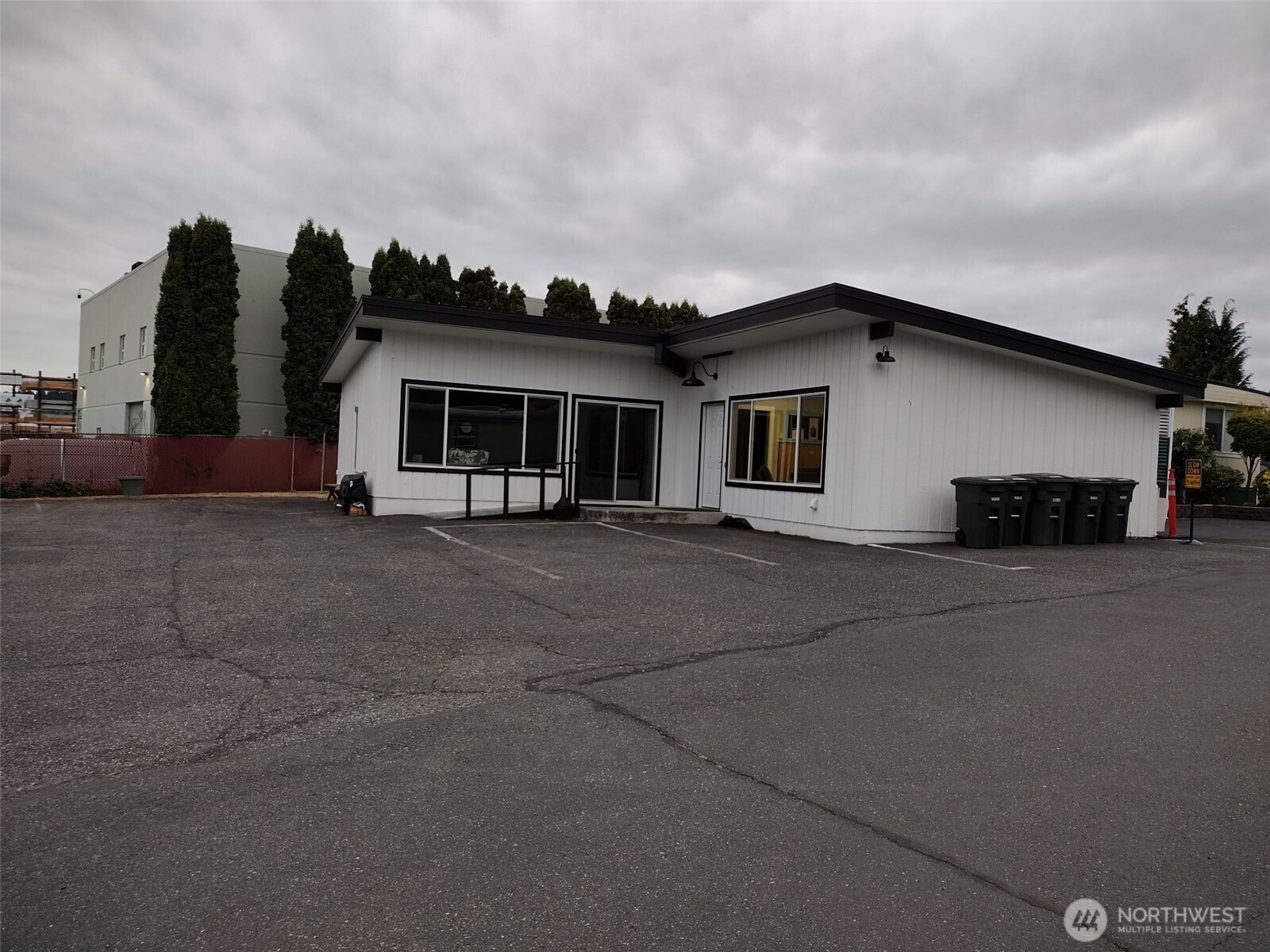 7031 Northeast 175th Street, Unit 5 Kenmore, WA 98028 - Photo 24 of 25