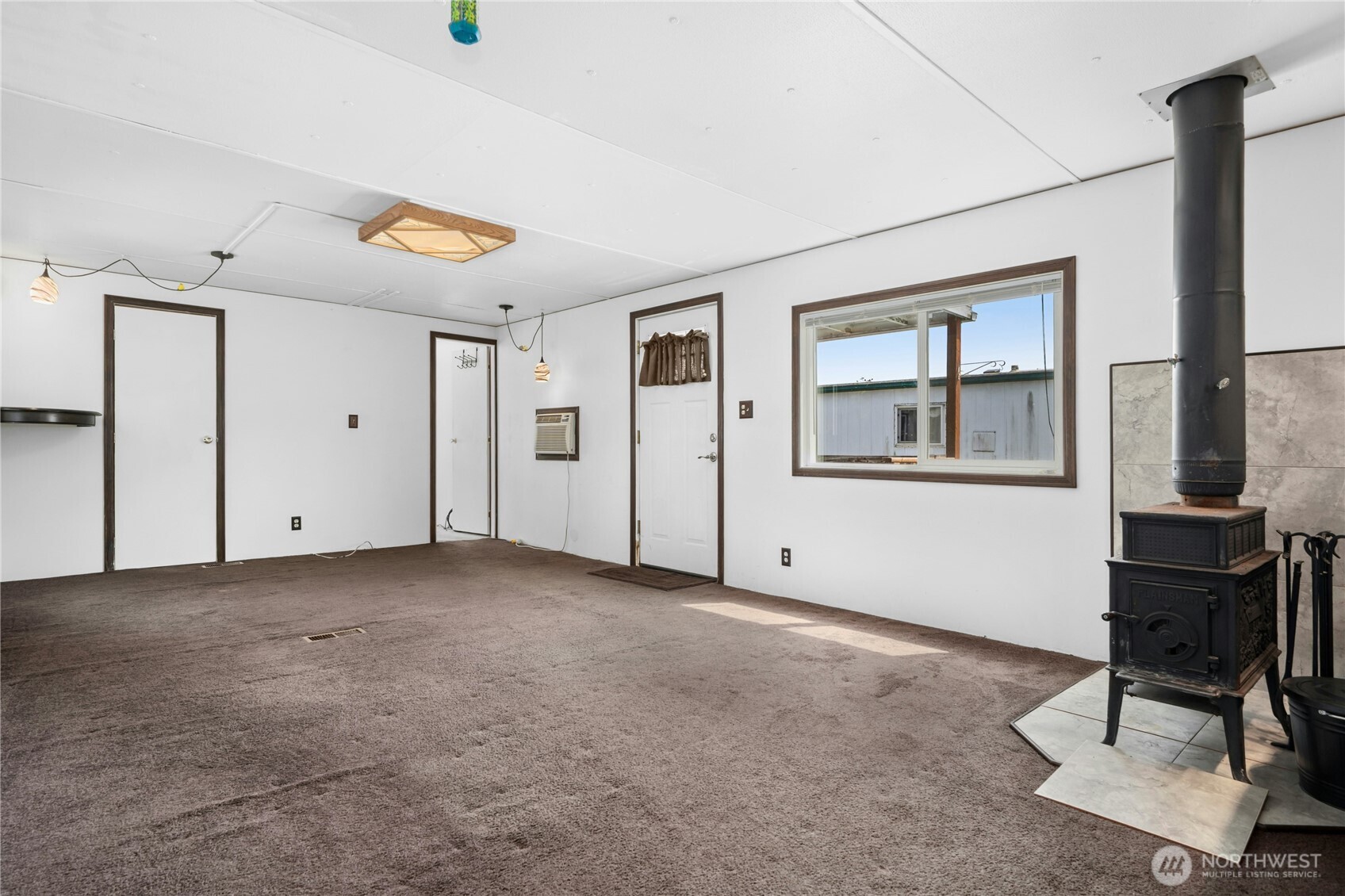 7031 Northeast 175th Street, Unit 5 Kenmore, WA 98028 - Photo 10 of 25