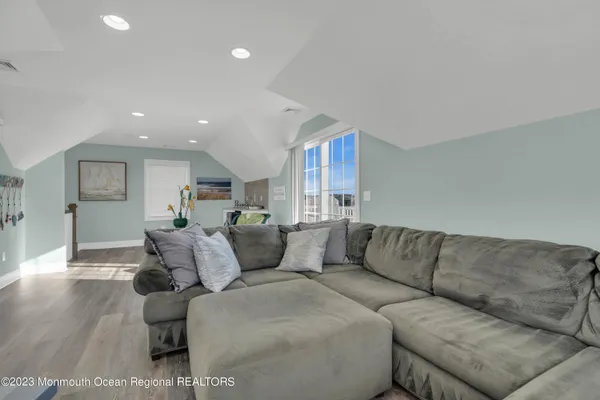 $6,000 | 411 Harding Avenue, Seaside Heights, NJ 08751