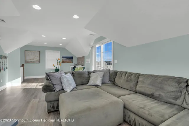 $3,700 | 411 Harding Avenue, Seaside Heights, NJ 08751