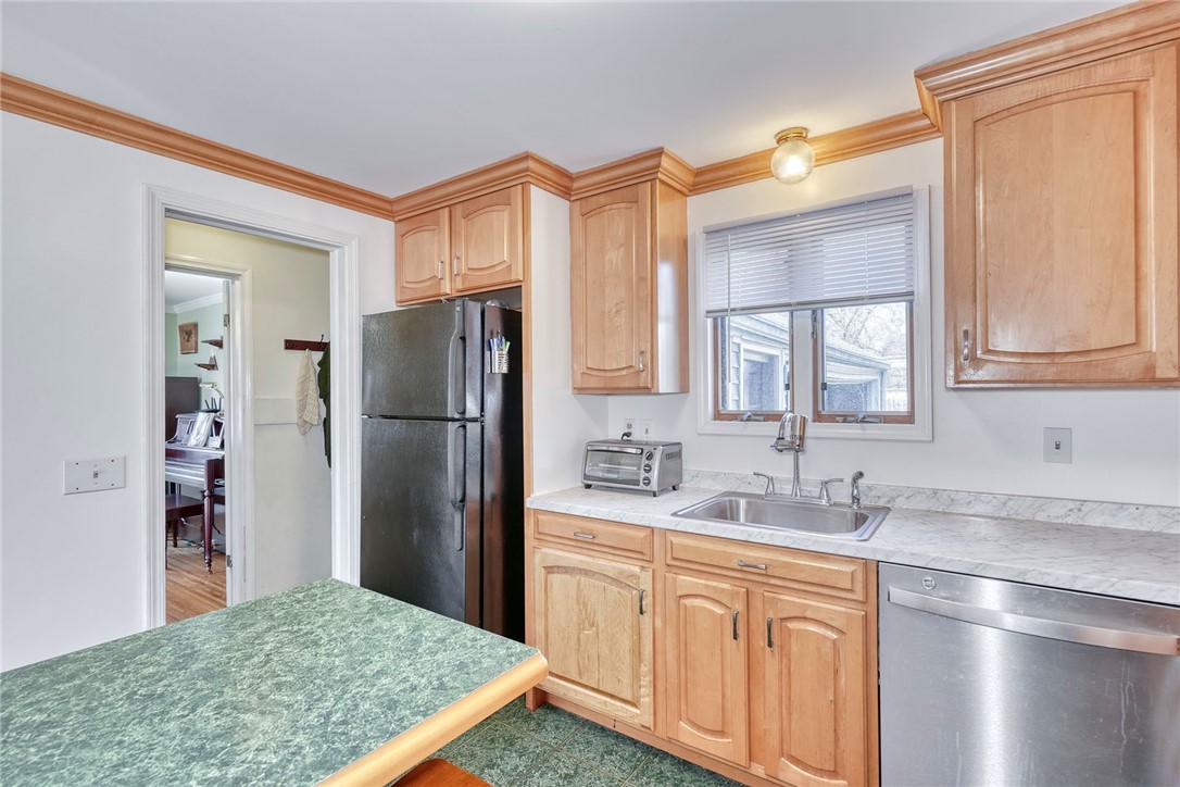 131 Sylvan Road Brighton, NY 14618 - Photo 8 of 22