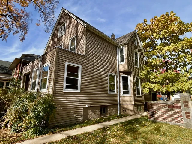 $450,000 | 1323 Washington Street, Evanston, IL 60202
