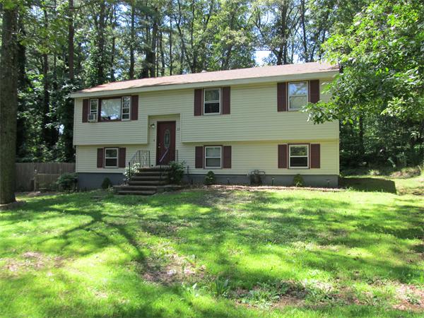 225 Allen Road Billerica, MA 01821 - Photo 2 of 12