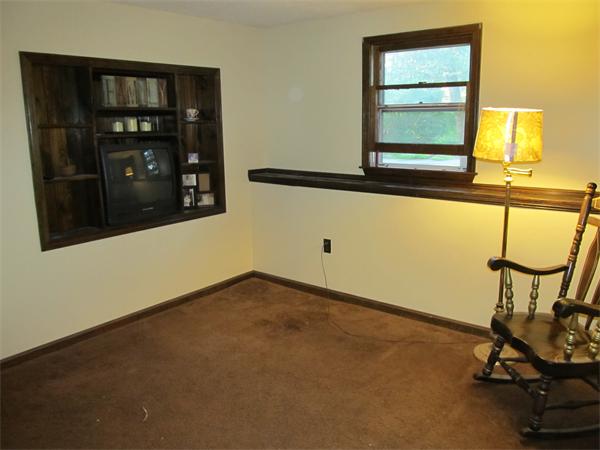 225 Allen Road Billerica, MA 01821 - Photo 6 of 12