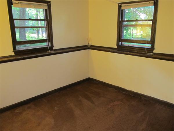 225 Allen Road Billerica, MA 01821 - Photo 9 of 12