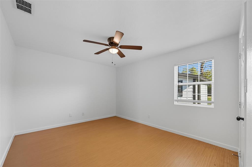 708 Union Street Bonham, TX 75418 - Photo 11 of 18