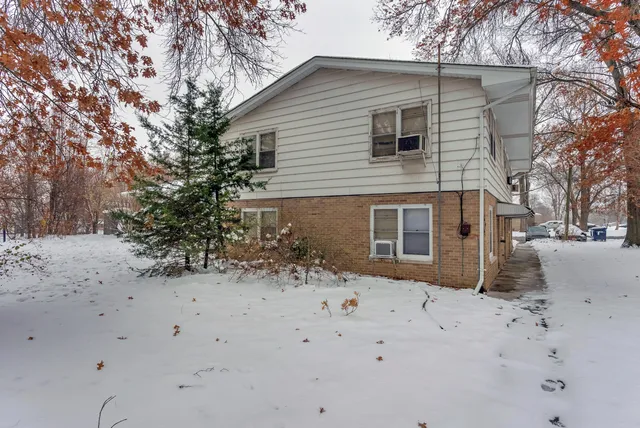 $449,000 | 6860 Delaware Street, Merrillville, IN 46410