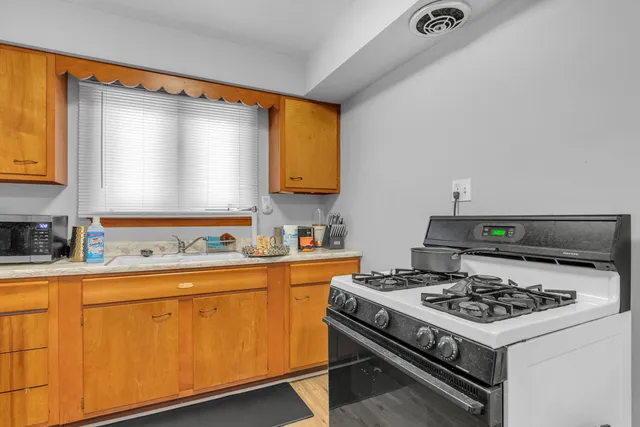 $449,000 | 6860 Delaware Street, Merrillville, IN 46410