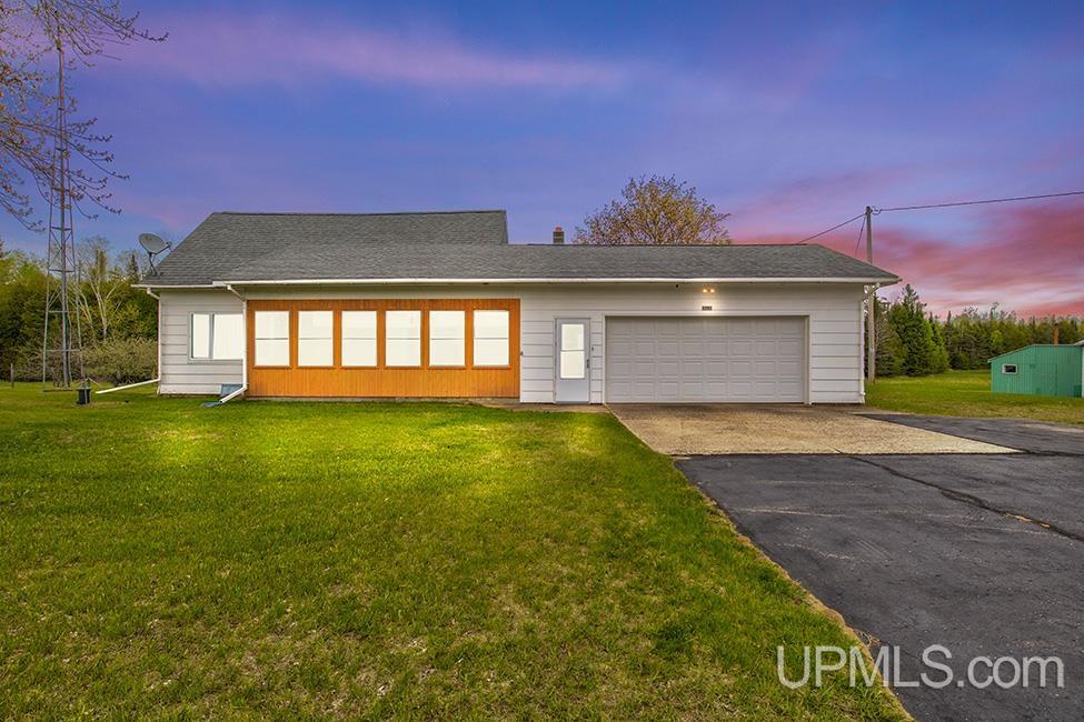 1782 H Road Bark River, MI 49807 - Photo 1 of 81 Gallery Image 1