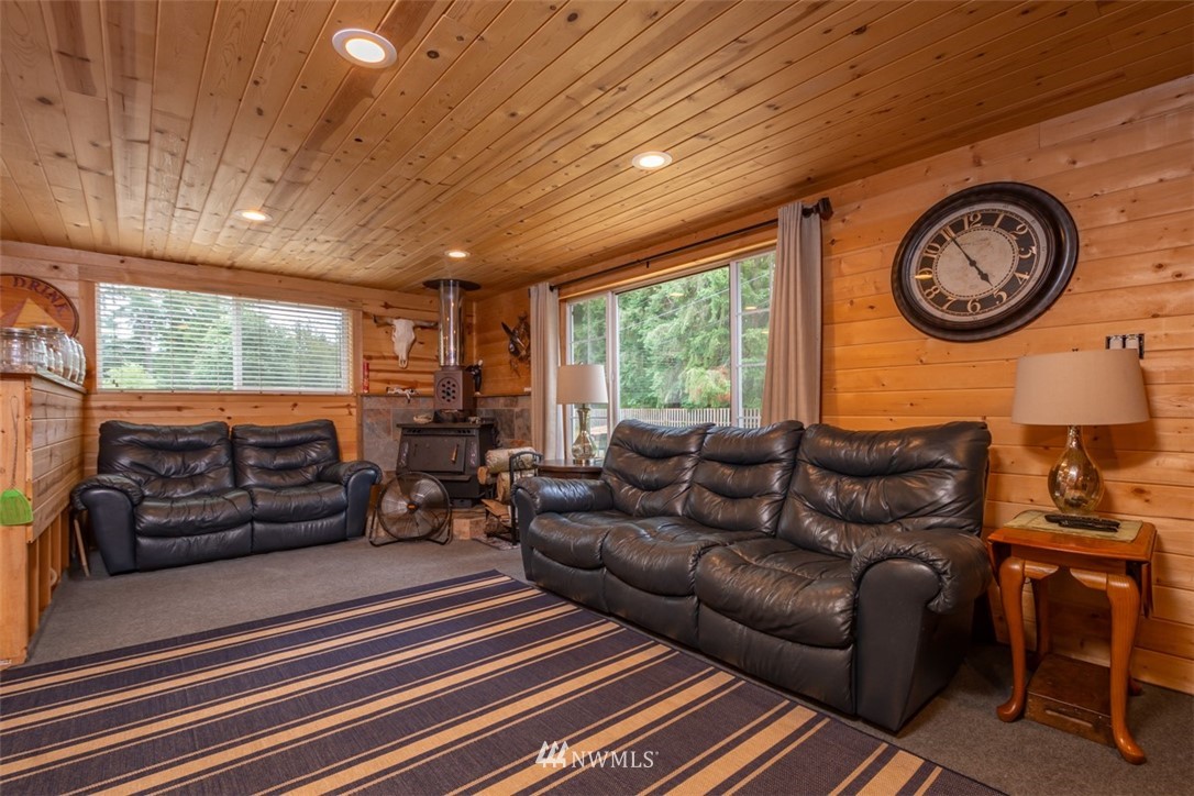 13741 South Tilley Road Tenino, WA 98589 - Photo 3 of 16 Gallery Image 3