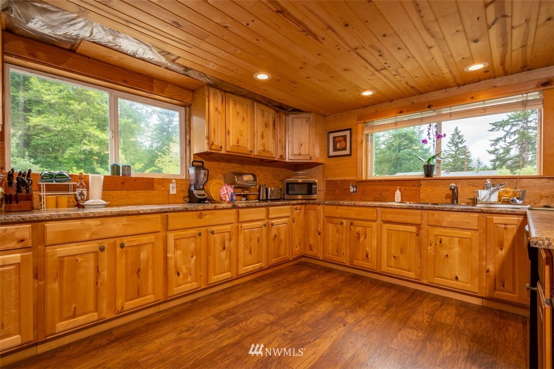13741 South Tilley Road Tenino, WA 98589 - Photo 4 of 16 Gallery Image 4