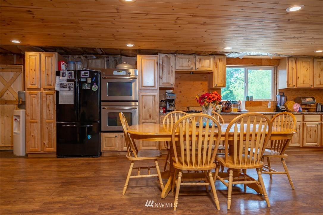 13741 South Tilley Road Tenino, WA 98589 - Photo 5 of 16 Gallery Image 5