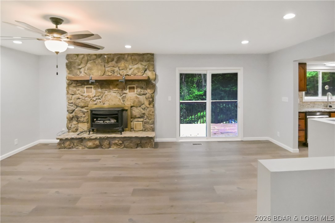 29 Prater Road Eldon, MO 65026 - Photo 2 of 41 Very spacious and open main level living area.