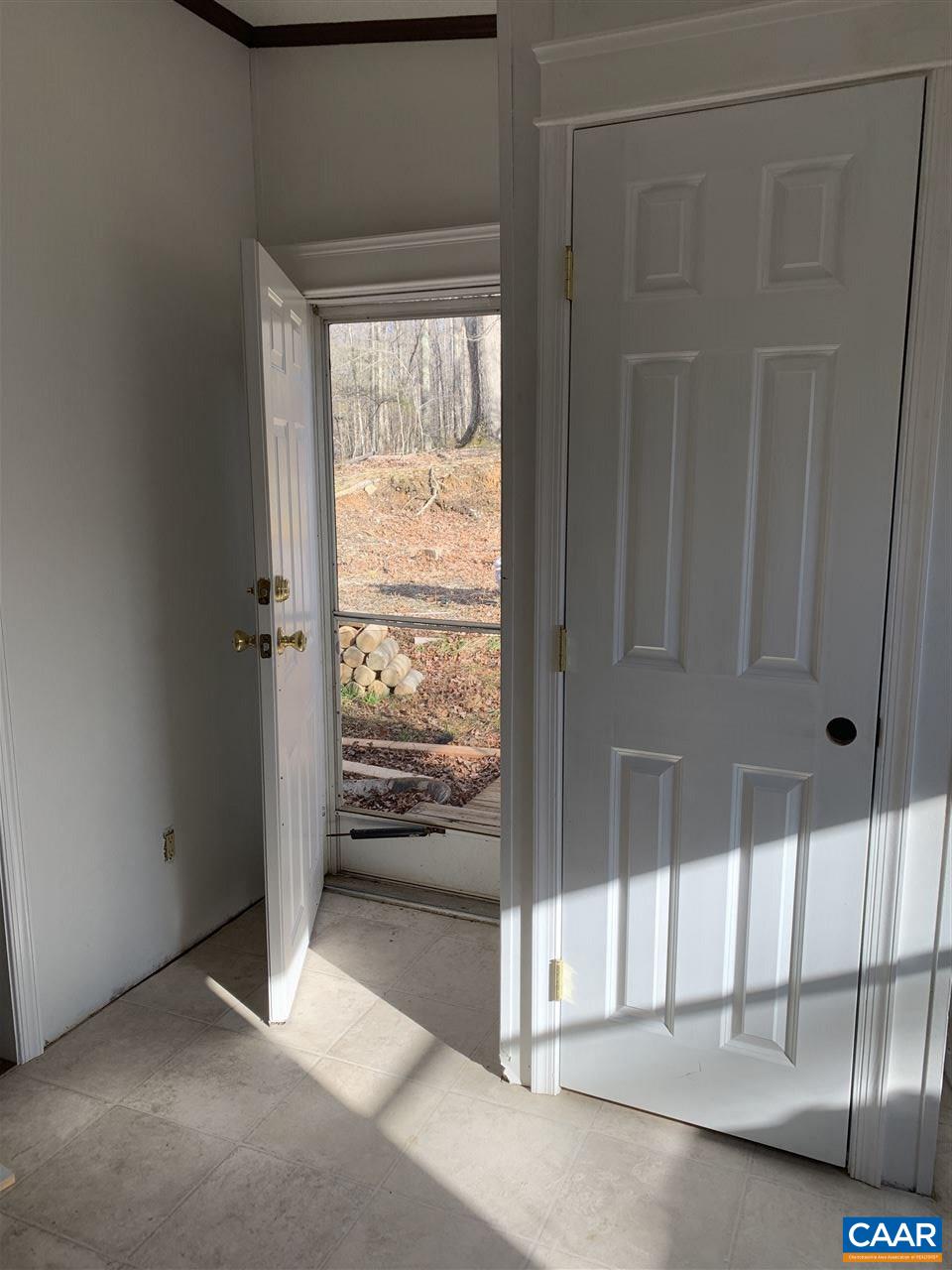 8914 Durrette Road Afton, VA 22920 - Photo 29 of 30 a view of an empty room and window