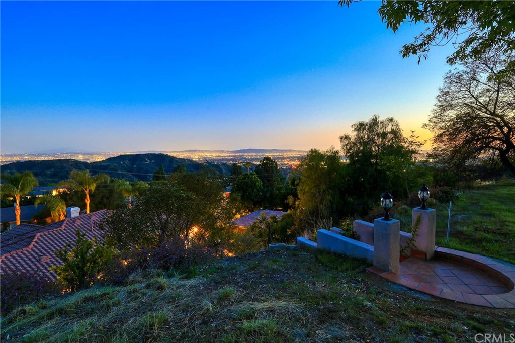 2209 Canyon Road Arcadia, CA 91006 - Photo 48 of 62