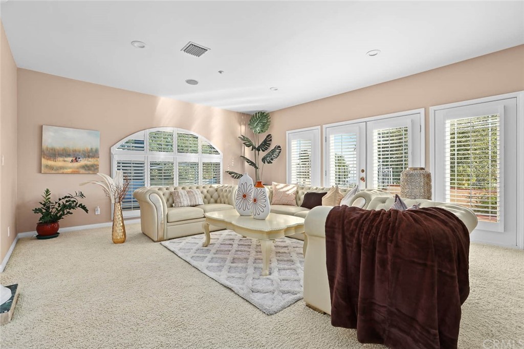 2209 Canyon Road Arcadia, CA 91006 - Photo 9 of 62