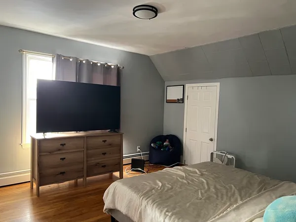 $2,600 | 7 Beacon Street, Unit 3, Attleboro, MA 02703