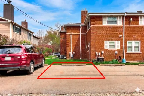 $319,000 | 1812 Oakton Street, Evanston, IL 60202