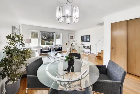 $319,000 | 1812 Oakton Street, Evanston, IL 60202