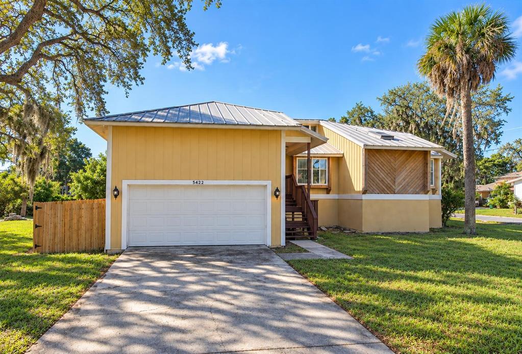 5422 Foley Square New Port Richey, FL 34652 - Photo 1 of 12 Gallery Image 1
