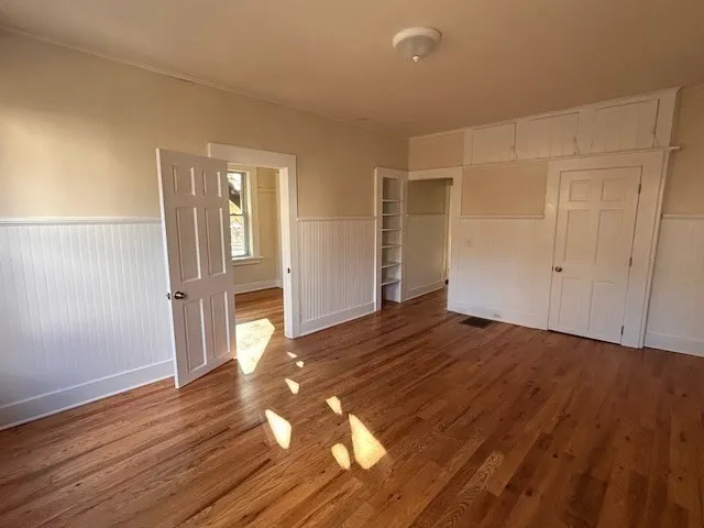 $900 | 160 Main Street, Unit 2, Charlemont, MA 01339