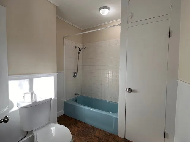 $900 | 160 Main Street, Unit 2, Charlemont, MA 01339