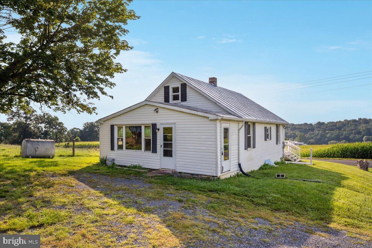 919 Ridge Hollow Road Edinburg, VA 22824 - Photo 19 of 35 Charming country home with scenic views.