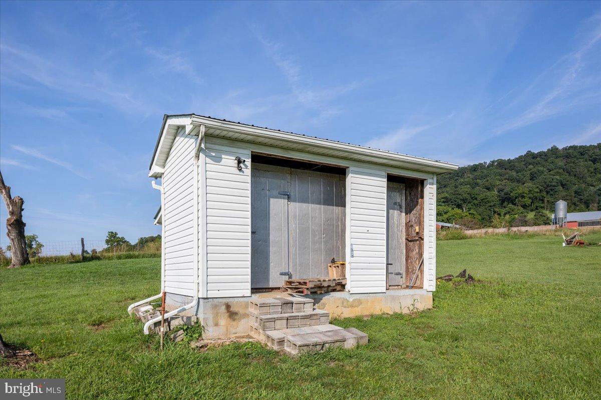 919 Ridge Hollow Road Edinburg, VA 22824 - Photo 26 of 35 Gallery Image 26